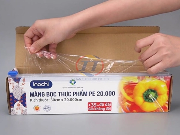 Màng bọc thực phẩm là sản phẩm giúp bảo quản thức ăn