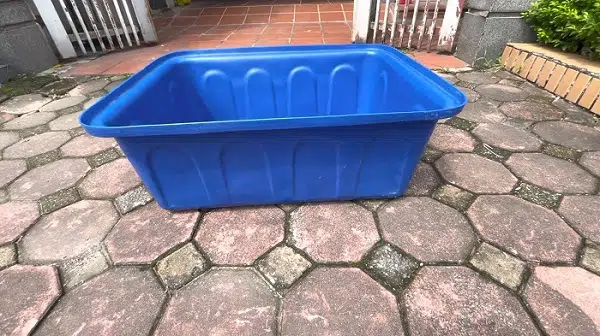 thùng nhựa 100L