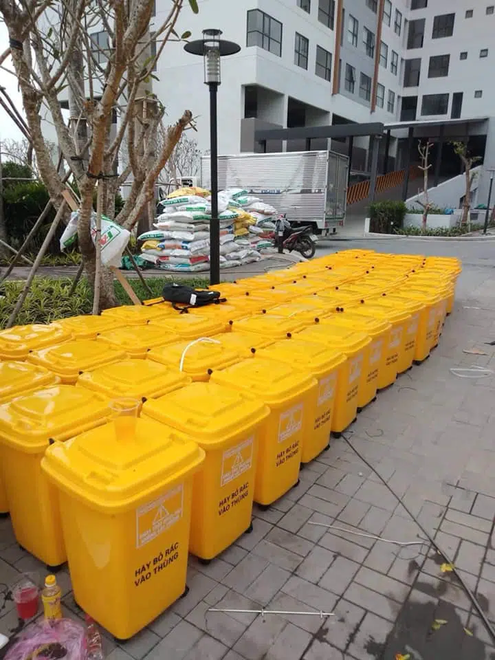 Thùng rác 80l tại khu công nghiệp
